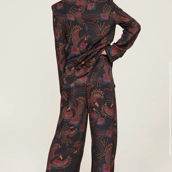 House of Harlow 1960 Pants - House of Harlow 1960 Black and Multicolor toucan pants